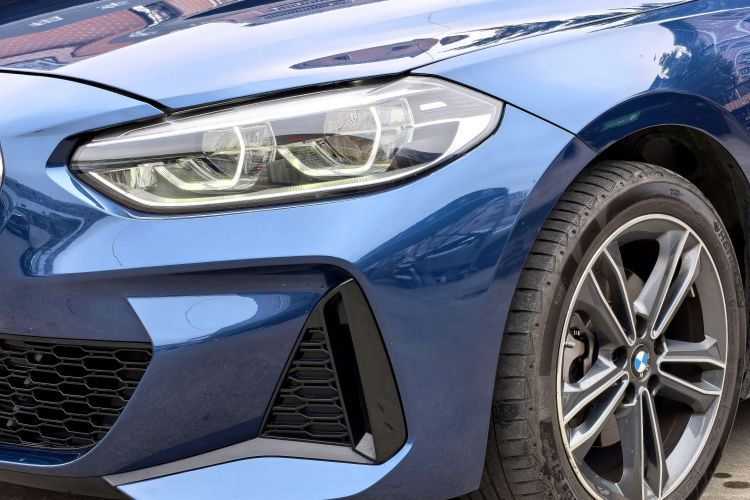 宝马1系 2021款 改款 120i M运动版车身外观6013