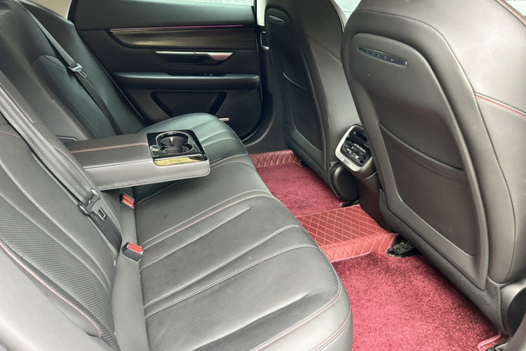 小鹏P7 2022款 625E中控内饰7005