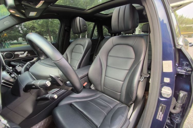 奔驰GLC 2016款 GLC 260 4MATIC 豪华型局部细节19