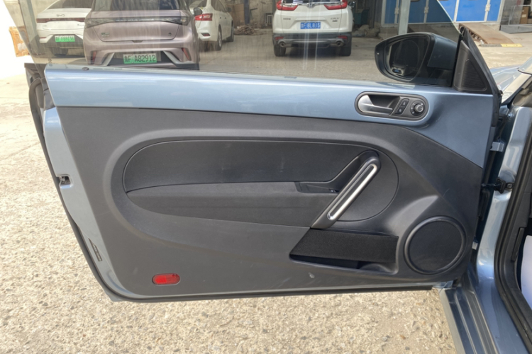 大众 甲壳虫 2017款 280TSI 纵乐版中控内饰7006