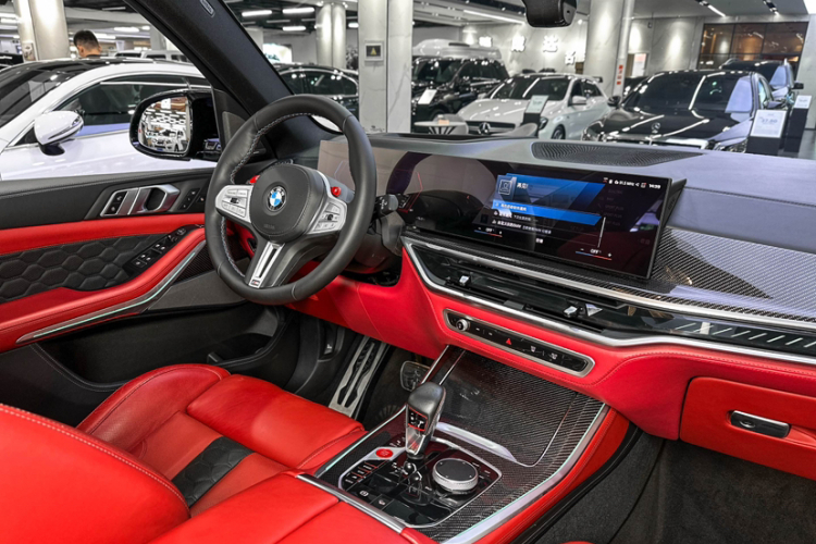 宝马X5 M 2020款 X5 M局部细节9001