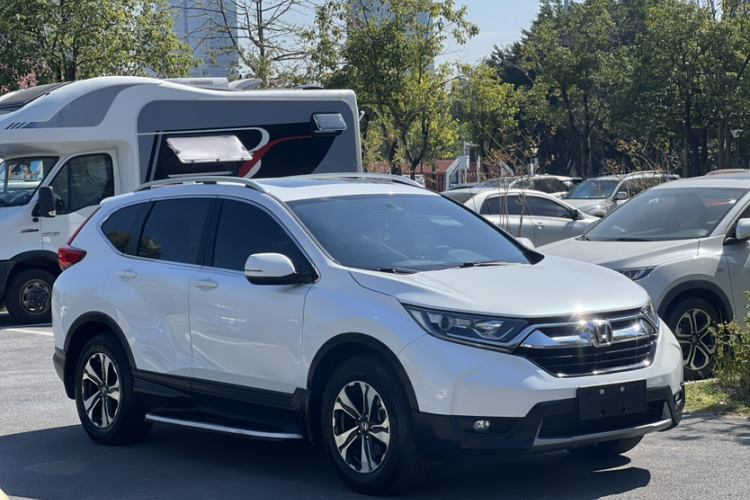 本田CR-V 2017款 240TURBO CVT两驱舒适版车身外观6005