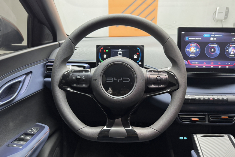 比亚迪 海鸥 2025款 305km 活力版中控内饰7002