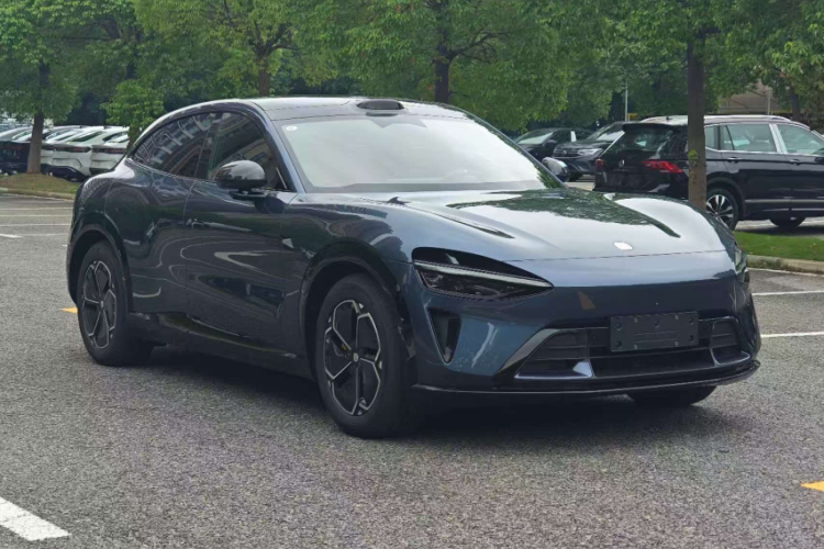 小米汽车 小米YU7 2025款 超长续航高性能四驱Max版车身外观6005