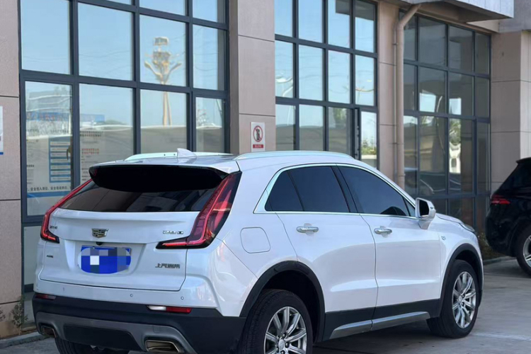 凯迪拉克XT4 2018款 28T 两驱领先型车身外观6002