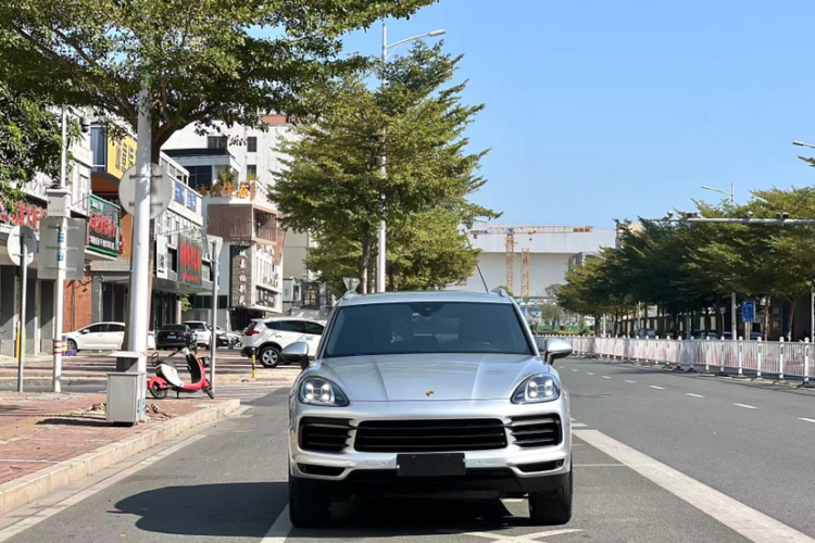 保时捷 2018款 Cayenne 3.0T车身外观6001