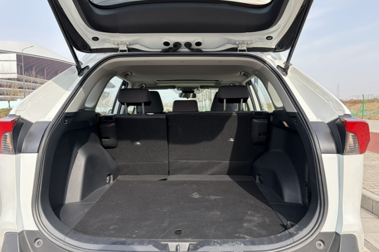 丰田 RAV4荣放 2022款 2.0L CVT两驱风尚版局部细节23