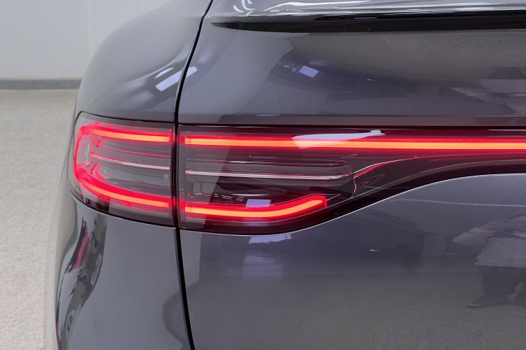 鸿蒙智行 智界R7 2024款 纯电 802km Max车身外观6010