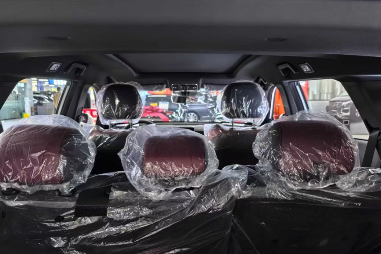 捷途X70 PLUS 2025款 1.5T CVT旗舰PRO 5座中控内饰7008