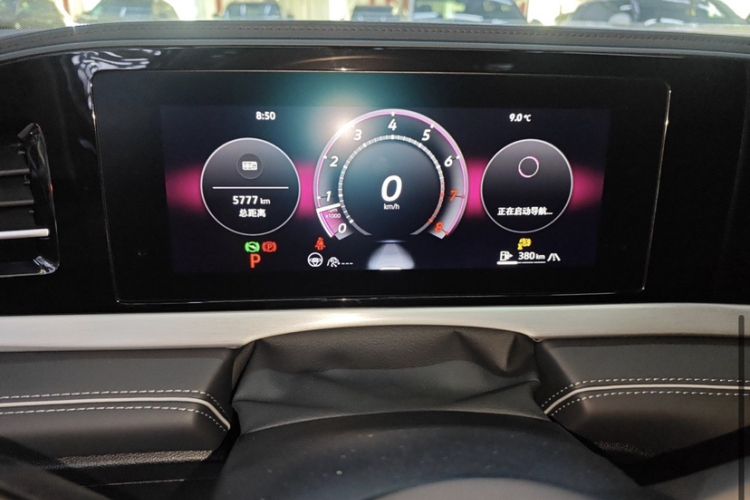 大众 帕萨特 2025款 Pro 380TSI 龙耀版中控内饰15