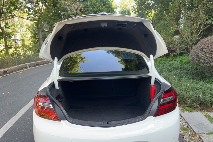 别克 君威 2015款 1.6T 领先技术型局部细节23