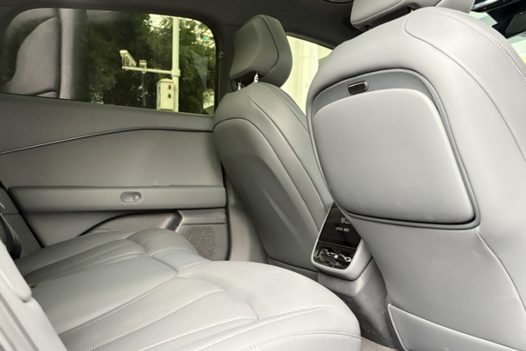 小鹏P7+ 2024款 长续航 Max中控内饰7003