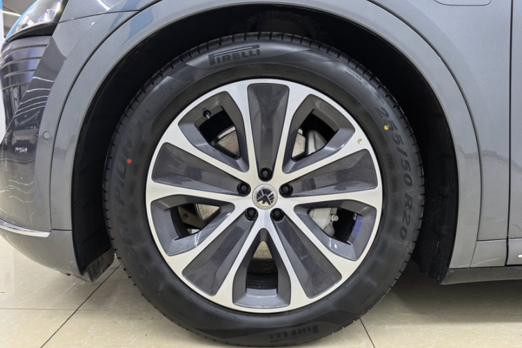 鸿蒙智行 智界R7 2024款 纯电 802km Max车身外观6006