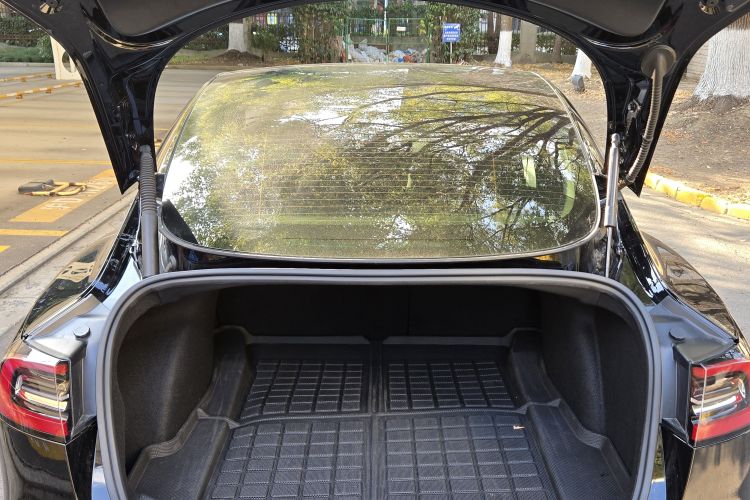 特斯拉 Model 3 2021款 标准续航后驱升级版局部细节23