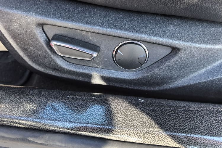 福特 Mustang 2017款 2.3T 性能版中控内饰7005