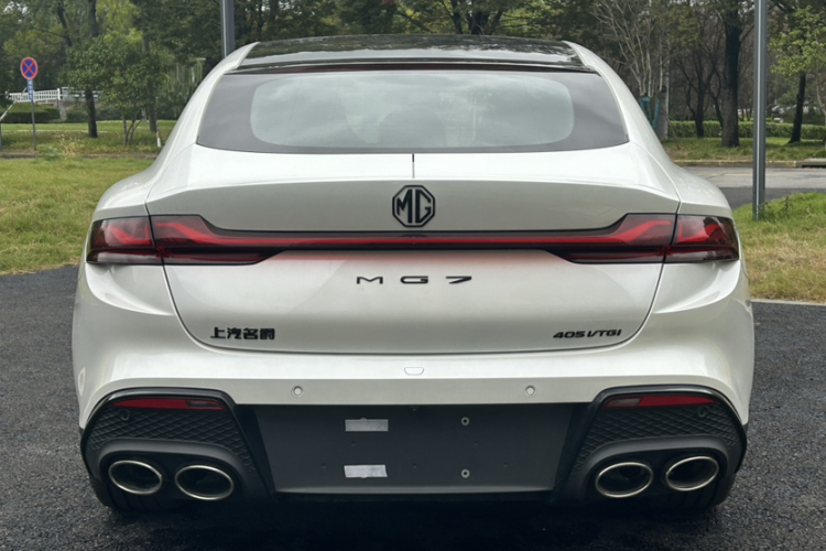 名爵 MG7 2025款 2.0T Trophy+ 超级智驾版车身外观6011