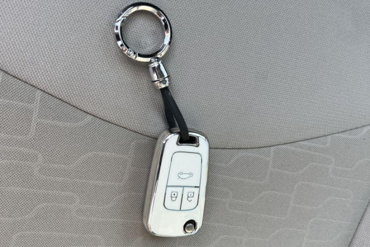 雪佛兰 2018款 赛欧3 1.5L 手动理想天窗版中控内饰7004