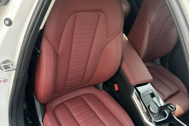 宝马3系 2021款 改款 320Li M运动套装局部细节41