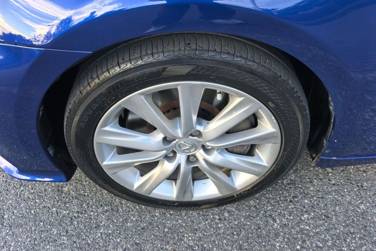 雷克萨斯IS 2015款 200t F SPORT车身外观6005