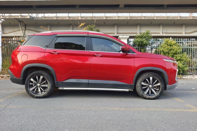 宝骏530 2018款 1.5T DCT旗舰型 国V车身外观6008