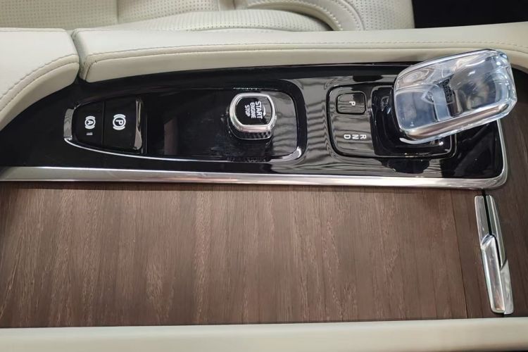 沃尔沃S90 2022款 B5 智雅豪华版局部细节18