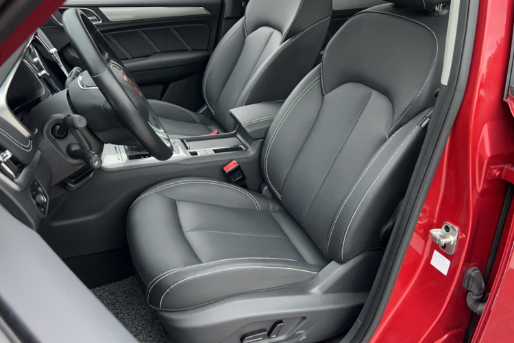 荣威RX5 2020款 20T 自动4G互联超越旗舰版中控内饰7004