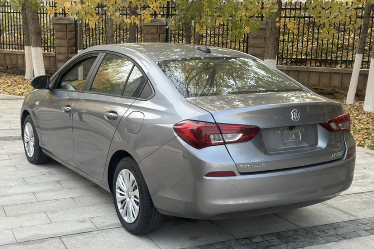 别克 凯越 2018款 15N CVT精英型车身外观6010