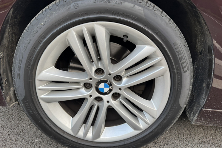 宝马3系 2017款 320Li 时尚型车身外观6009