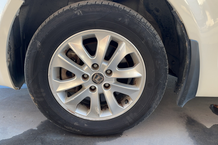 纳智捷 大7 MPV 2016款 2.0T 豪华型车身外观6007