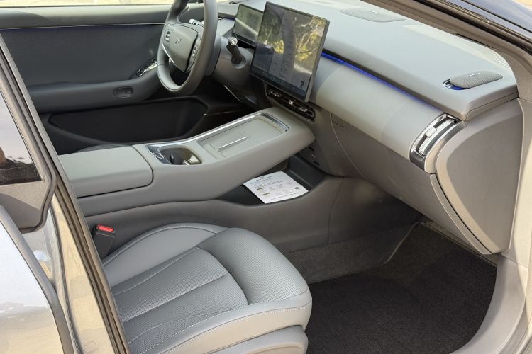 小鹏P7+ 2024款 长续航 Max中控内饰7003