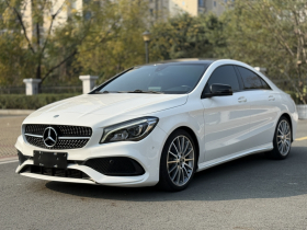 奔驰CLA 2018款 CLA 220 4MATIC