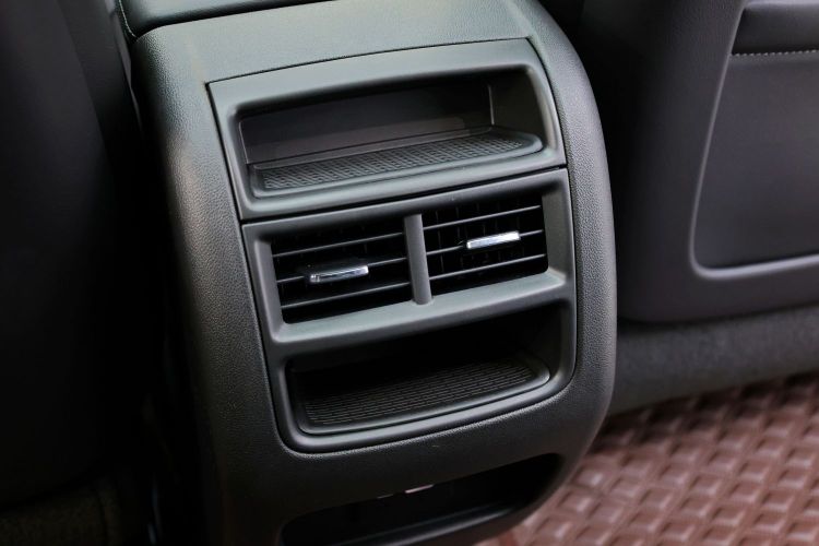 凯迪拉克XT5 2022款 2.0T 四驱尊贵型局部细节9002