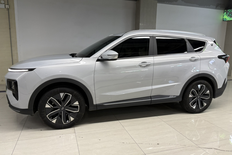 捷途山海L7 2024款 1.5T 120km ULTRA 7座车身外观6010