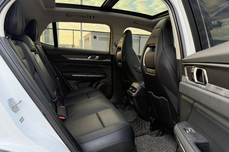 领克01 2021款 2.0TD 两驱型Pro中控内饰7004