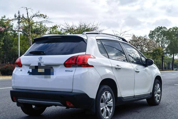 标致2008 2014款 1.6L 自动时尚版车身外观6004