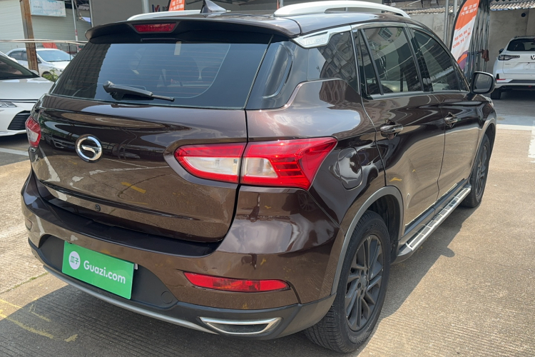 广汽传祺 传祺GS4 2016款 235T G-DCT精英版车身外观6004