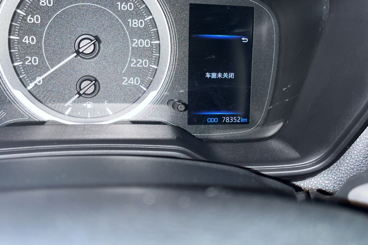 丰田 锋兰达 2022款 2.0L CVT精英版中控内饰15