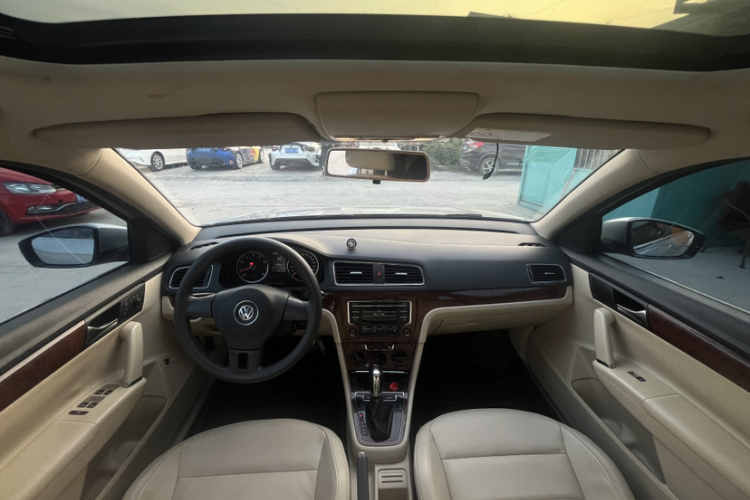 大众 朗逸 2013款 改款 1.4TSI DSG舒适版局部细节22