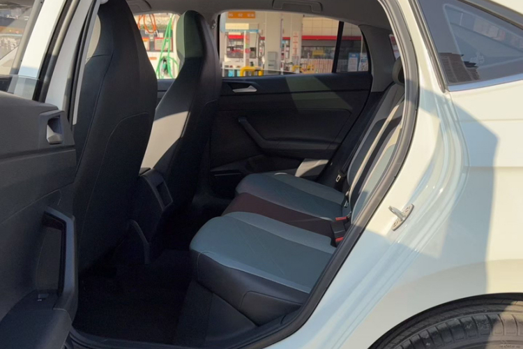 大众 朗逸 2025款 新锐 1.5L 出众新愿版中控内饰7003