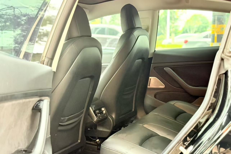 特斯拉 Model 3 2020款 改款 标准续航后驱升级版车身外观6005