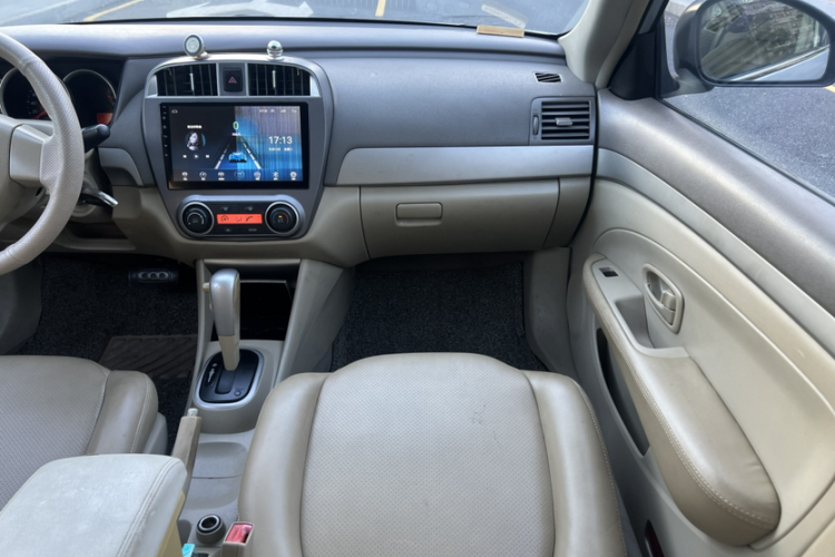 日产 轩逸 2012款 经典 1.6XE 自动舒适版局部细节41