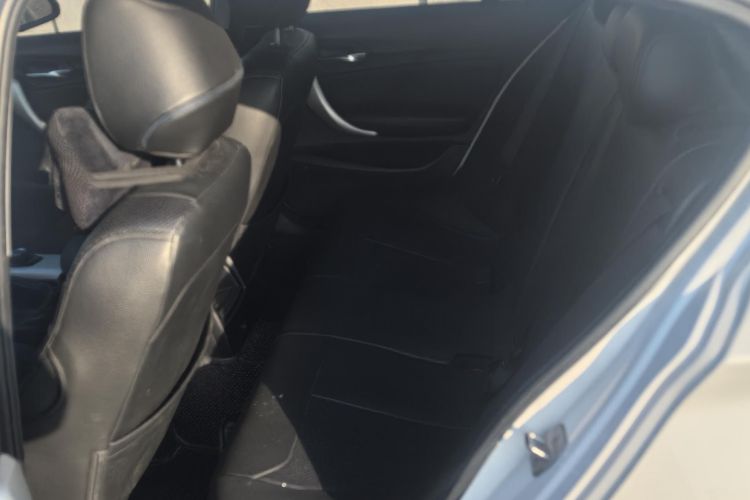 宝马1系(进口) 2018款 118i 领先型中控内饰7004