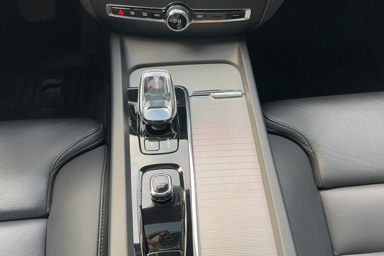 沃尔沃S60 2023款 B4 智远豪华版局部细节18