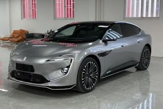 阿维塔12 2024款 650 三激光四驱GT版