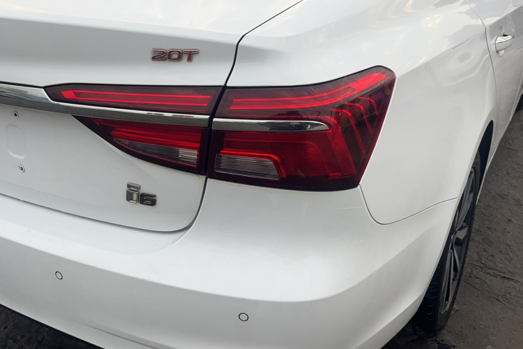 荣威i6 2018款 20T 自动旗舰版车身外观6006