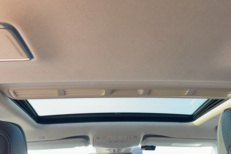 奔驰E级 2017款 E 200 L 运动型 4MATIC局部细节22