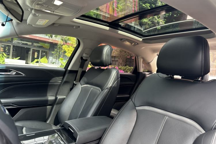 福特 金牛座 2018款 EcoBoost 245 卓越型 国V局部细节22