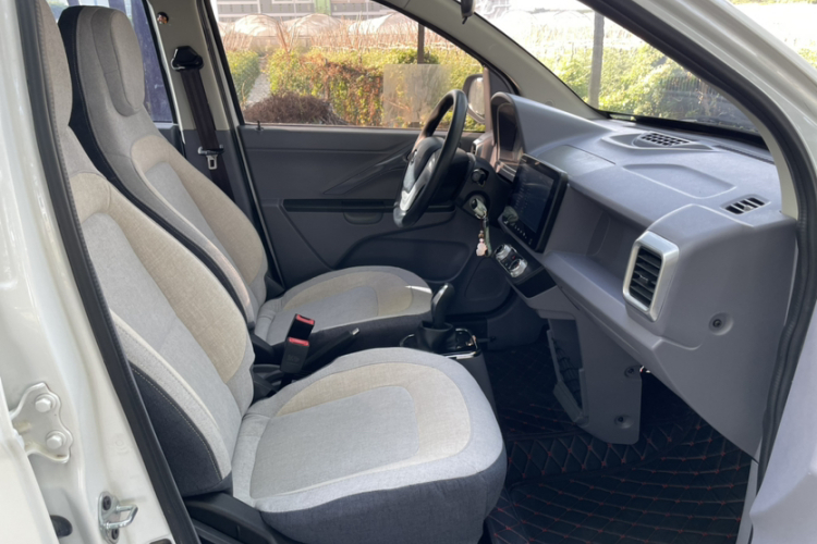 凌宝汽车 凌宝COCO 2021款 联盟Pro版中控内饰7006