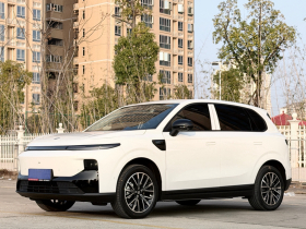 零跑汽车 零跑B10 2025款 510舒享版