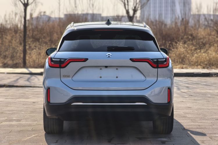 蔚来ES6 2020款 600KM 运动版车身外观6003